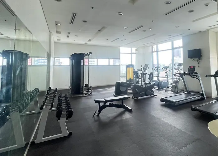Aparthotel 8 Adriatico - 1 Bedroom With 1 Parking Space Near Slmec, Pgh And Us Embassy Manila